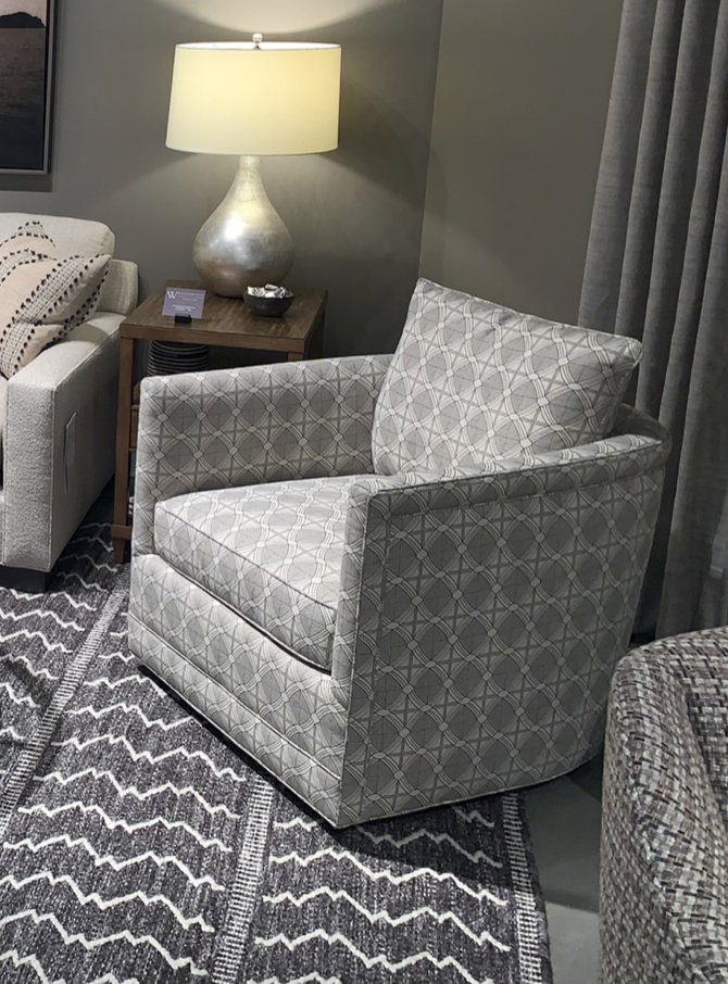 MIZNER SWIVEL