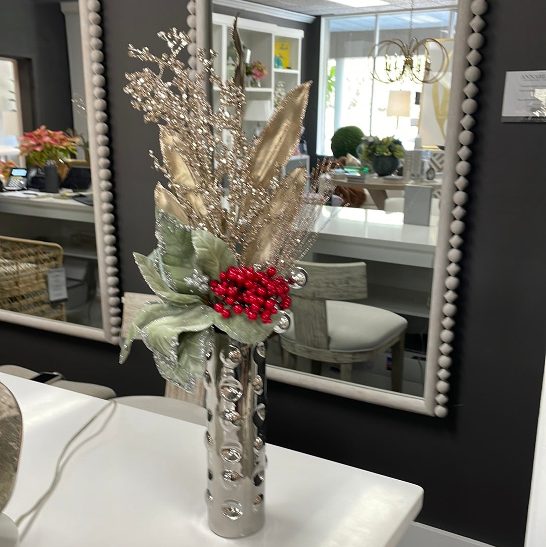 Robyn Story holiday arrangement