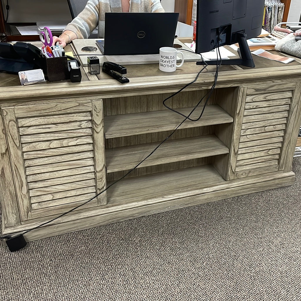 Austin desk