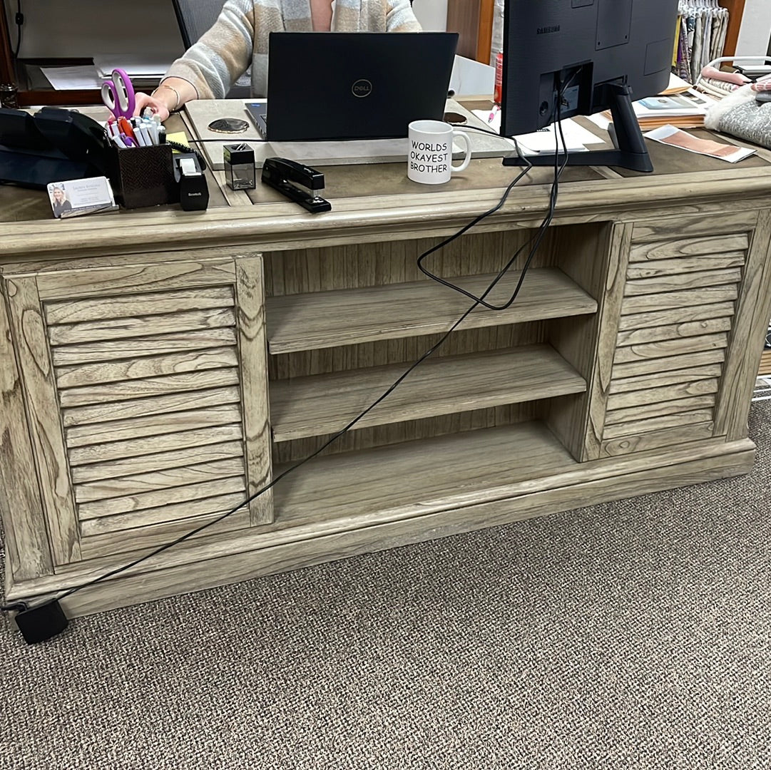 Austin desk