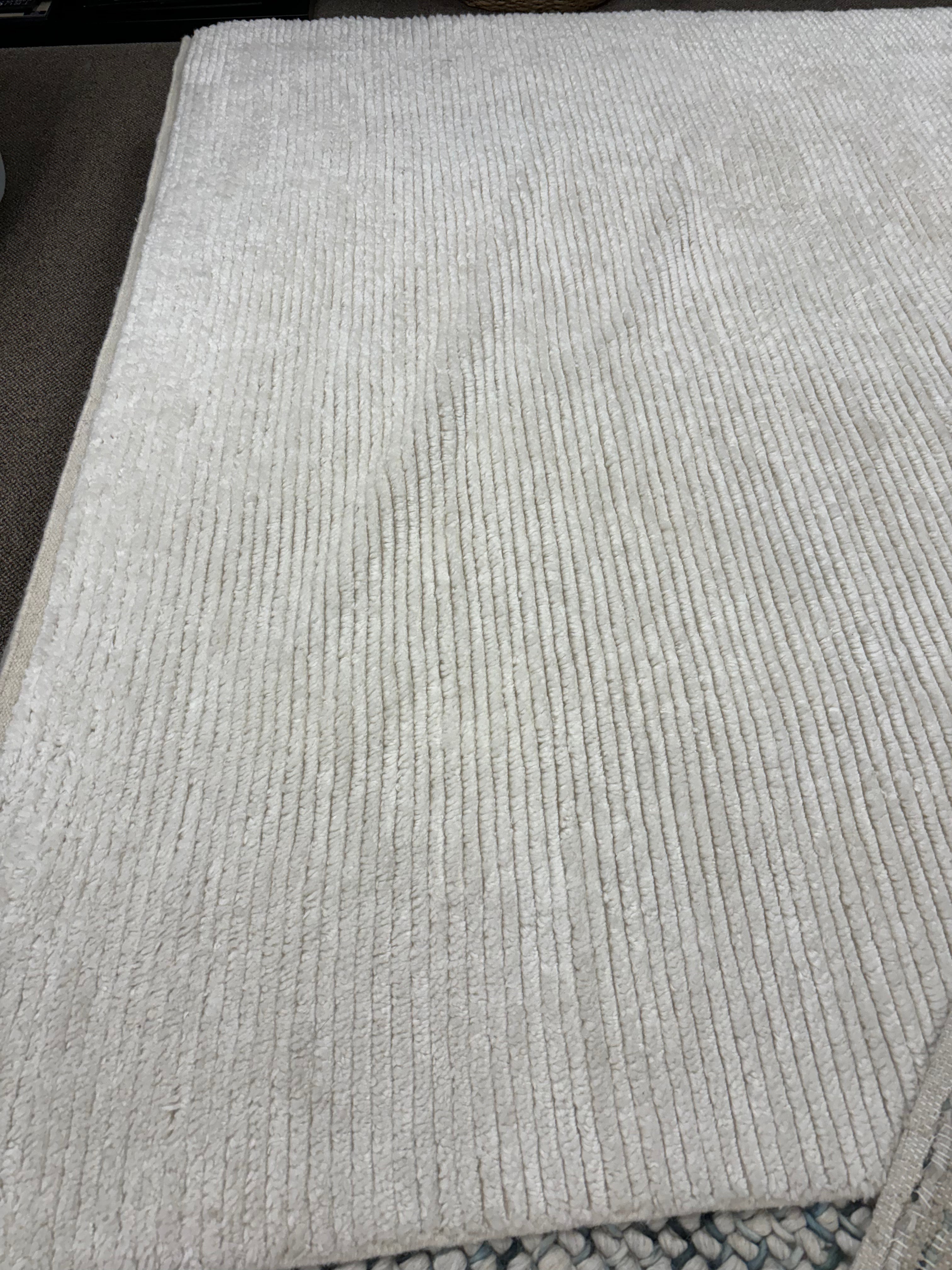 NEW ZEALAND WOOL RUG