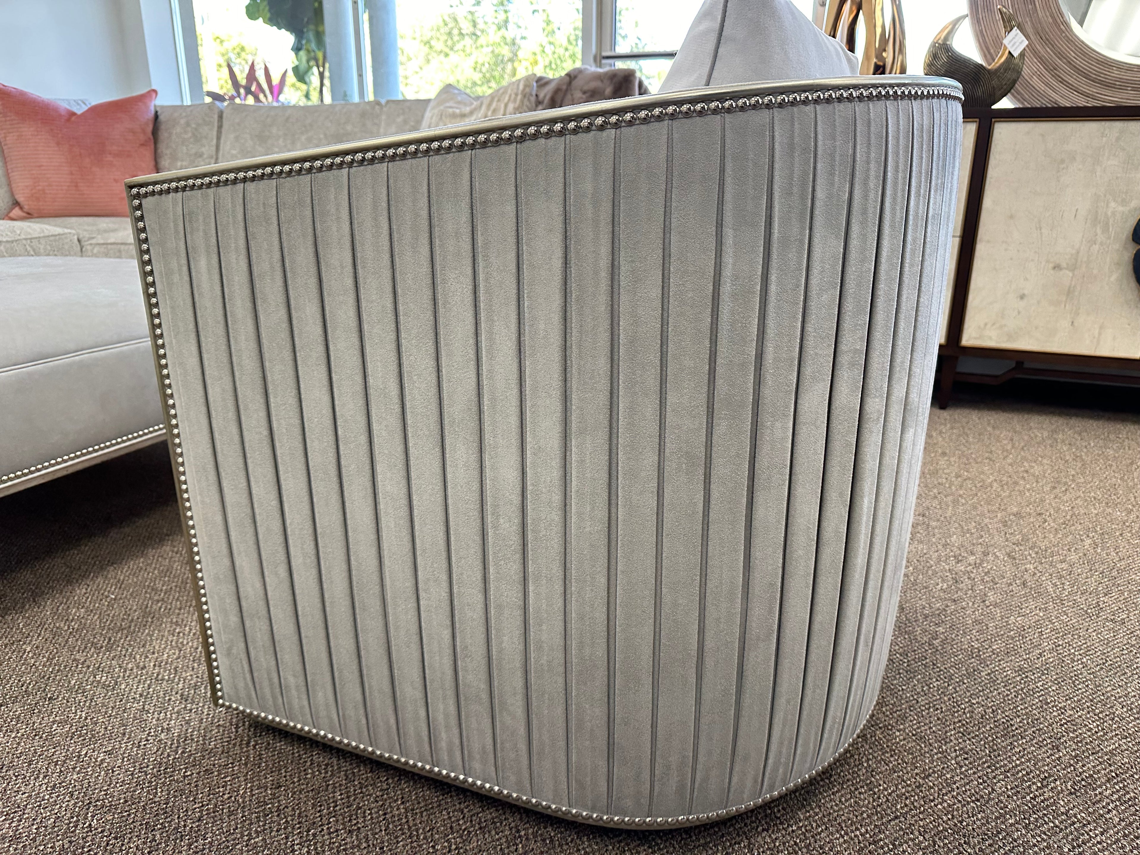 SONOMA SWIVEL CHAIR