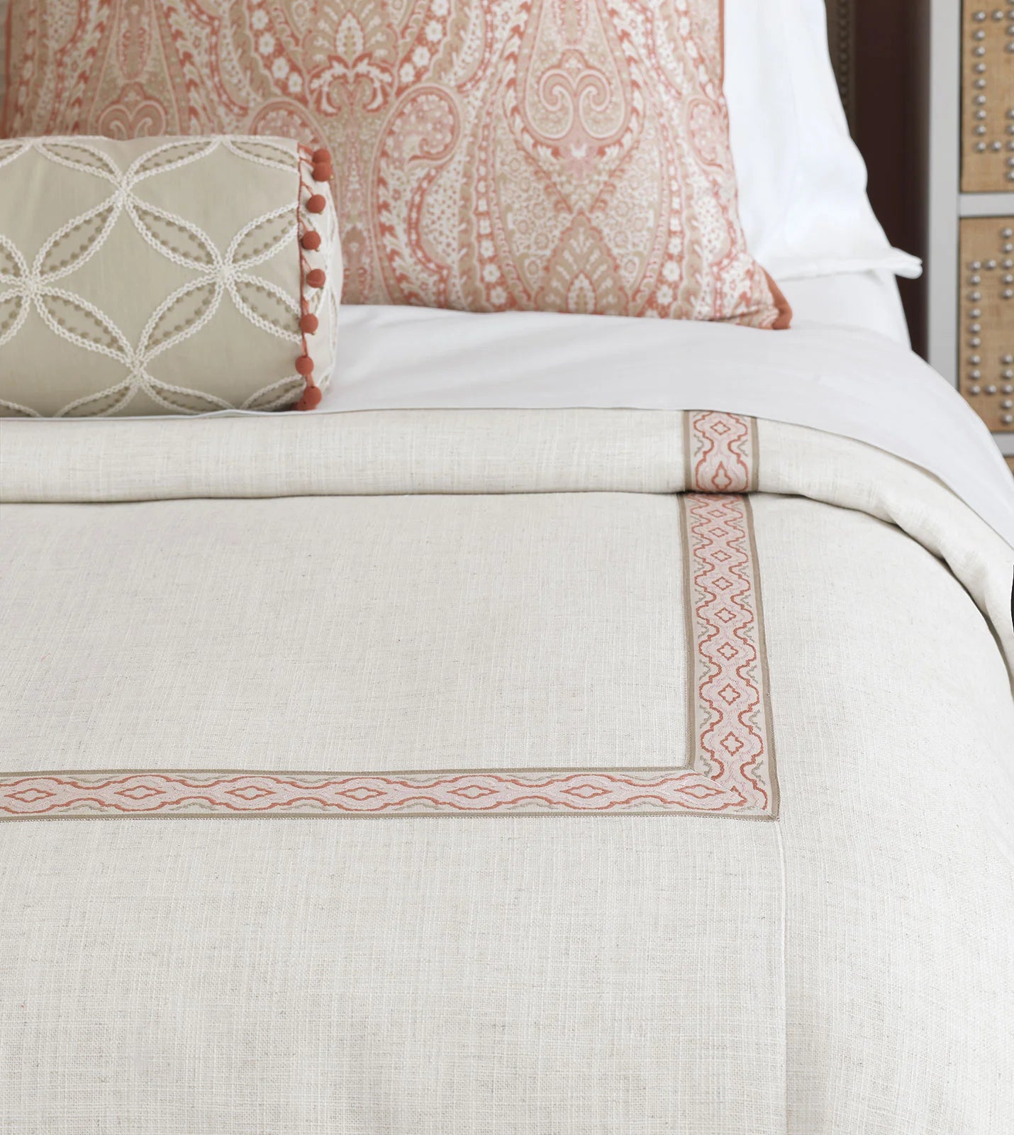 RENA LEDGER WHITE BUTTON TUFTED COMFORTER