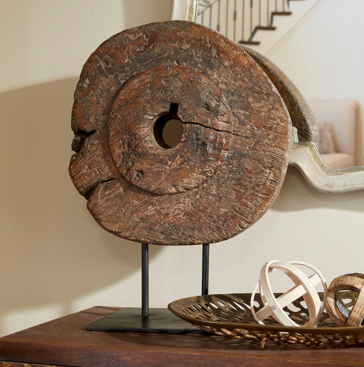 Jemima Sculpture | Rustic And Matte Black