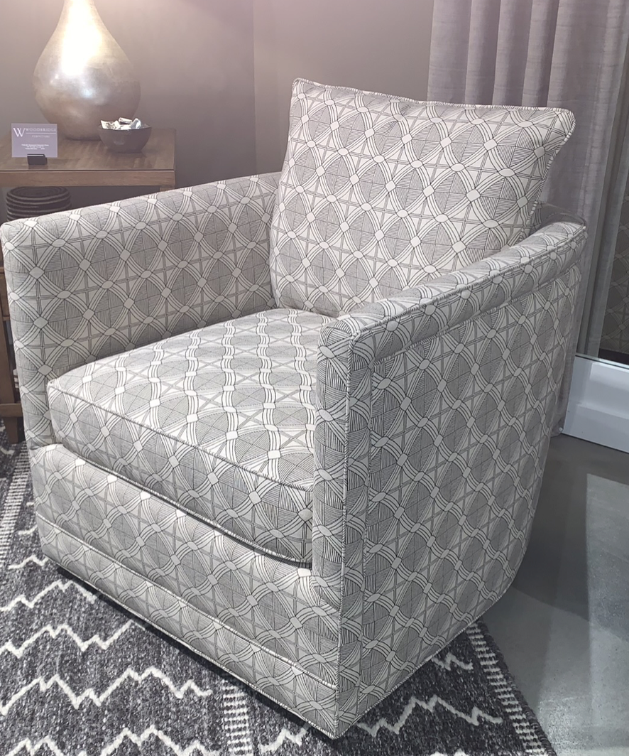 MIZNER SWIVEL