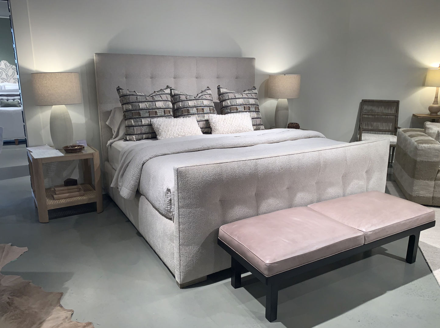 TAYLOR MADE PLATFORM BED